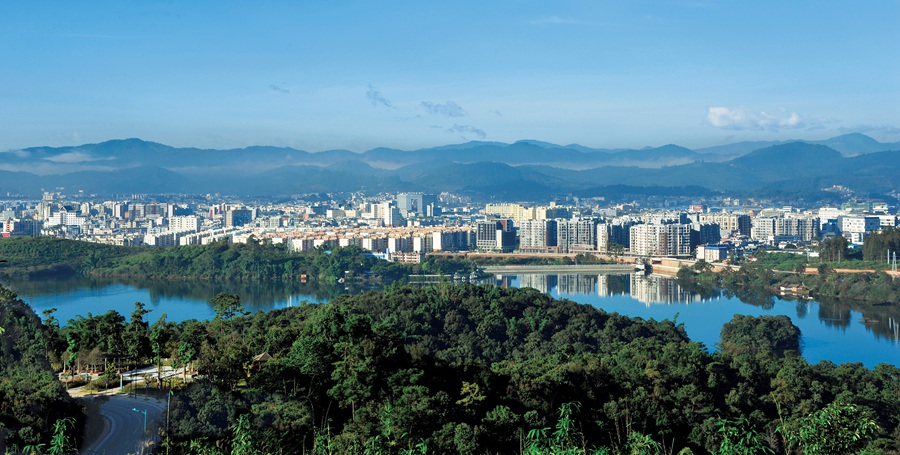 普洱市被授予國家森林城市榮譽(yù)稱號(hào).jpg